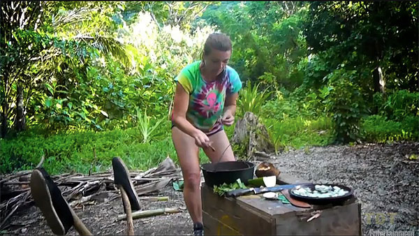Laura, preparing food