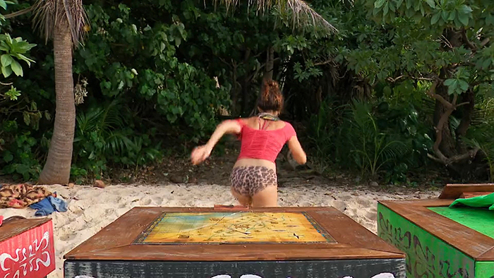 Savannah leaves her puzzle intact